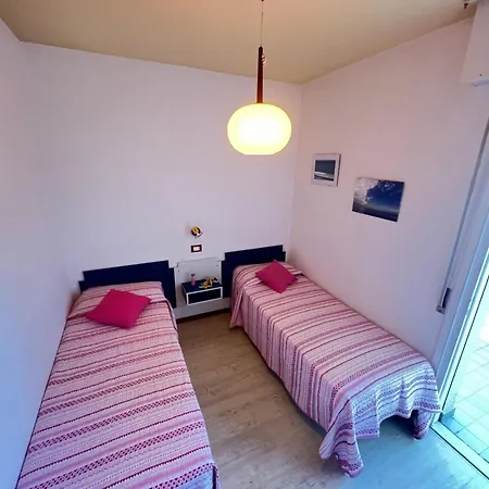 Spacious Beachfront With Terrace * Bibione