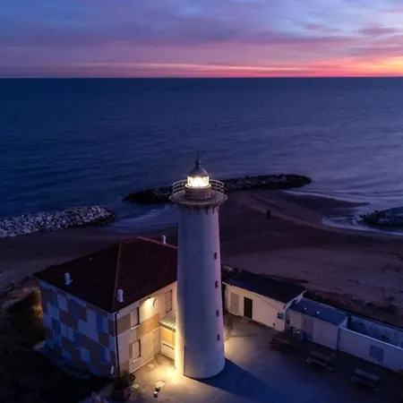 Spacious Beachfront With Terrace * Bibione